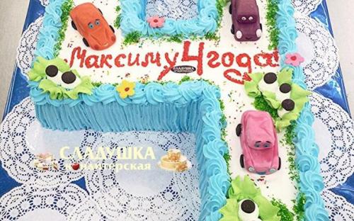Торт на заказ на день рождения кондитерская Сладушка, Тюмень