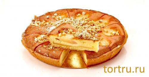 Пирог "Грушевый с грецким орехом", Кристоф, кондитерская фабрика десертов, Санкт-Петербург