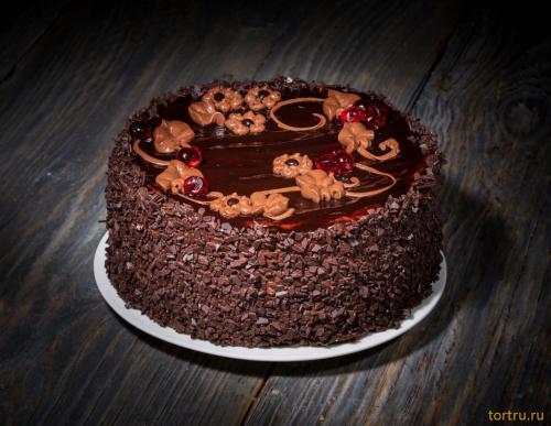 Торт "Вишня-шоколад", сеть кондитерских магазинов Бисквит, Смоленск Торт "Вишня-шоколад", сеть кондитерских магазинов Бисквит, Смоленск