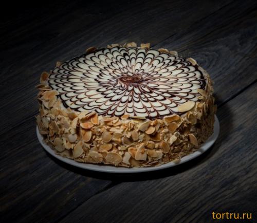 Торт "Эстерхази", сеть кондитерских магазинов Бисквит, Смоленск Торт "Эстерхази", сеть кондитерских магазинов Бисквит, Смоленск