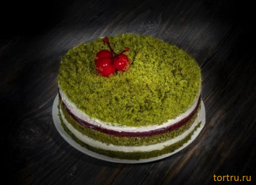 Торт "Шпинат-вишня", сеть кондитерских магазинов Бисквит, Смоленск