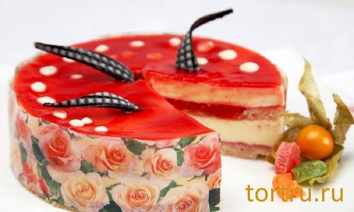 Торт "Йогуртово-клубничный мусс", комбинат Добрынинский, Москва