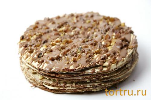 Торт "Медовик ореховый", кондитерская Лаверна
