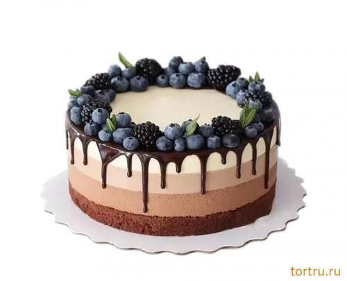 Торт "Три шоколада", кондитерская DolceVita, Дмитров