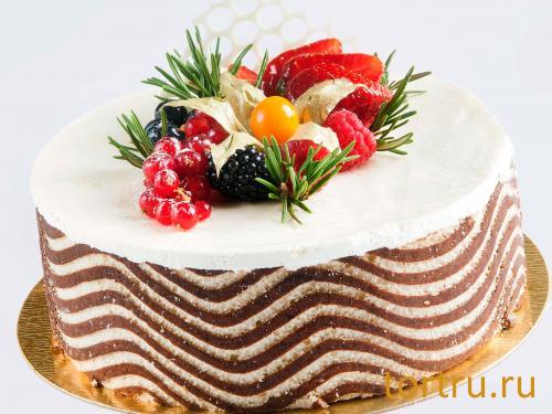 Торт "Йогуртовый с черной смородиной", Онтроме, кафе-кондитерская, Санкт-Петербург